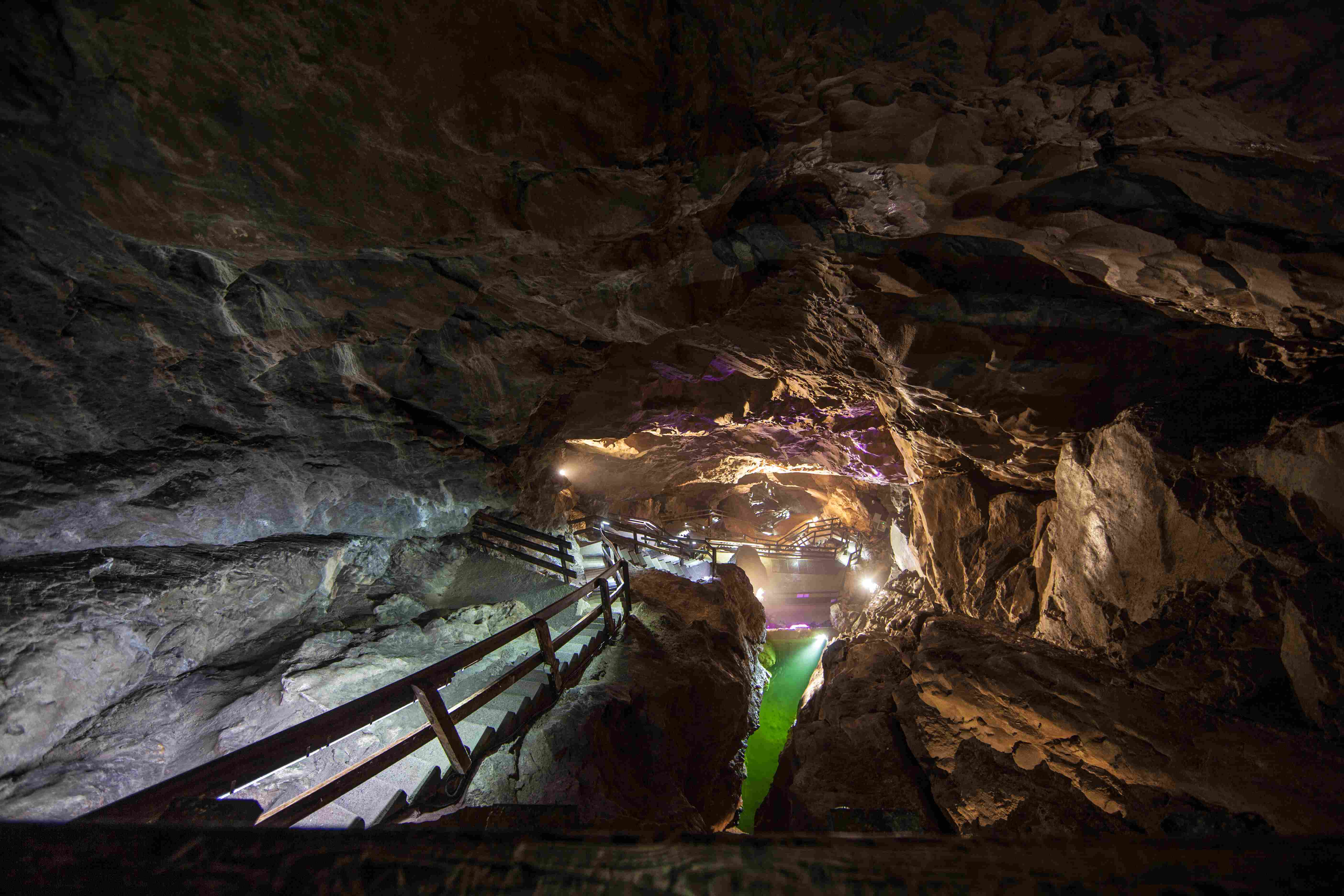 Einkehr im Gasthaus bei der Lamprechtshöhle