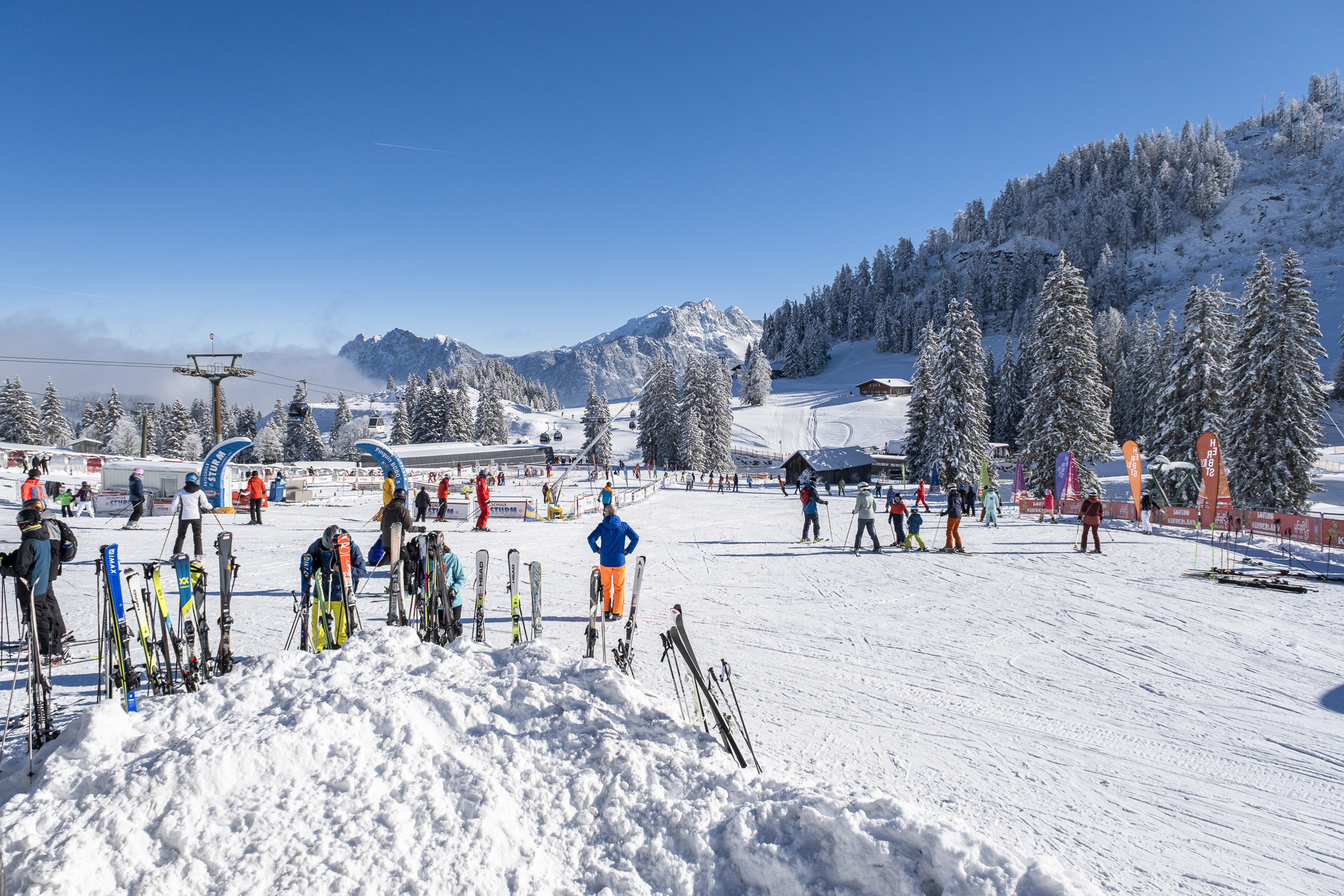 Panoramaabfahrt mit Blick über das Saalachtal