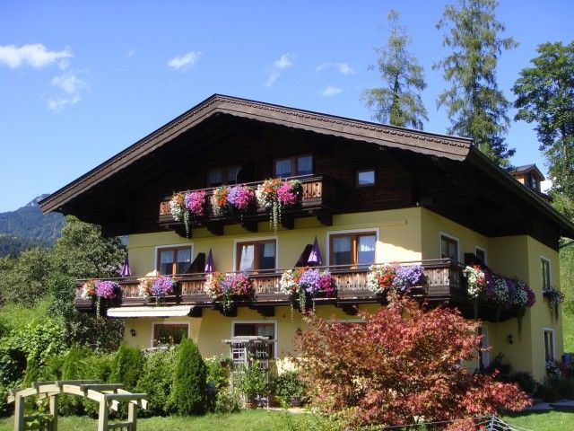 Haus Alpengruß in Lofer im Sommer