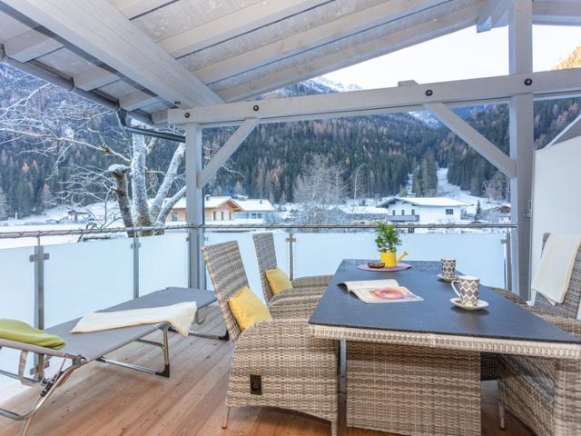 Ferienhaus mit 3 Ferienwohnungen