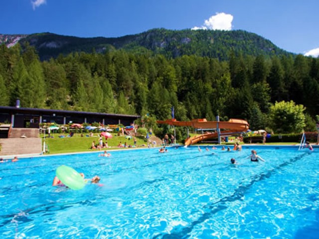 Pension Auer - Appartements mit Bergblick in Lofer